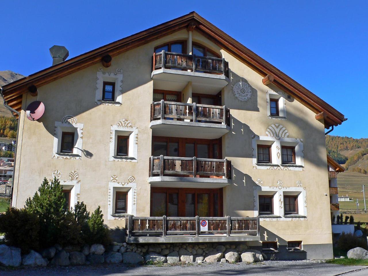 Apartment Chesa Mezzaun By Interhome Zuoz Exterior foto